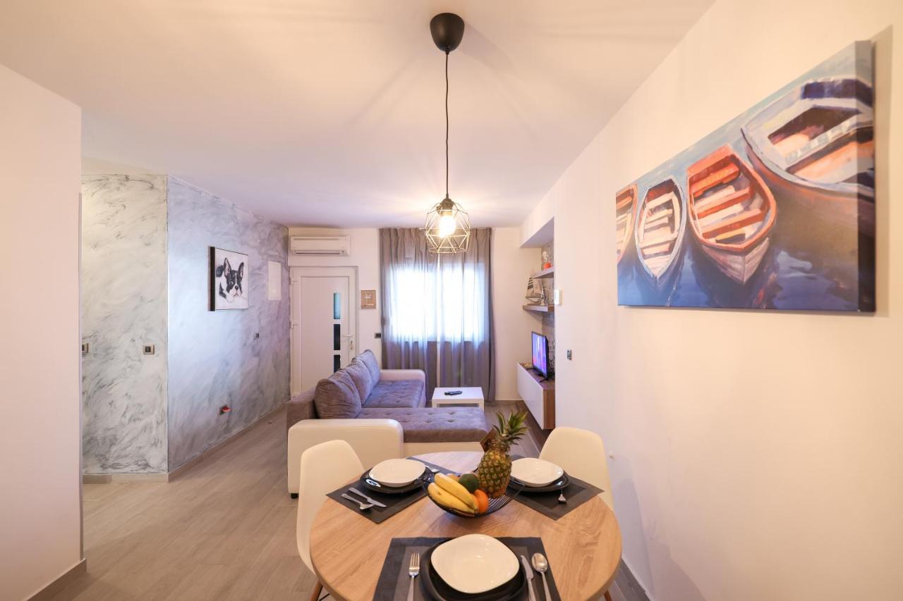 Coco Apartment Pirovac Ngoại thất bức ảnh