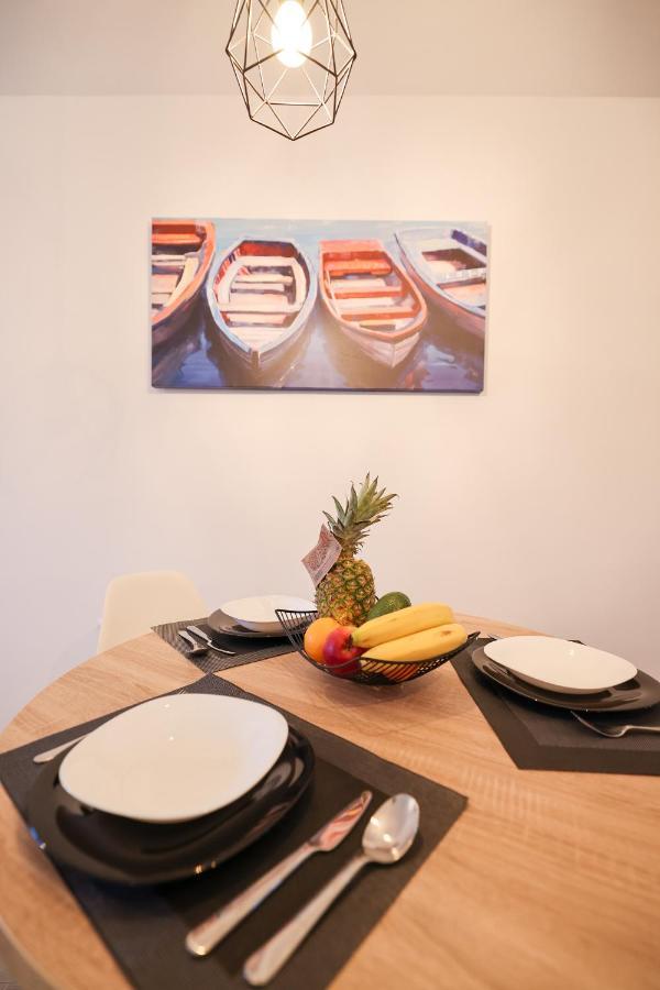 Coco Apartment Pirovac Ngoại thất bức ảnh